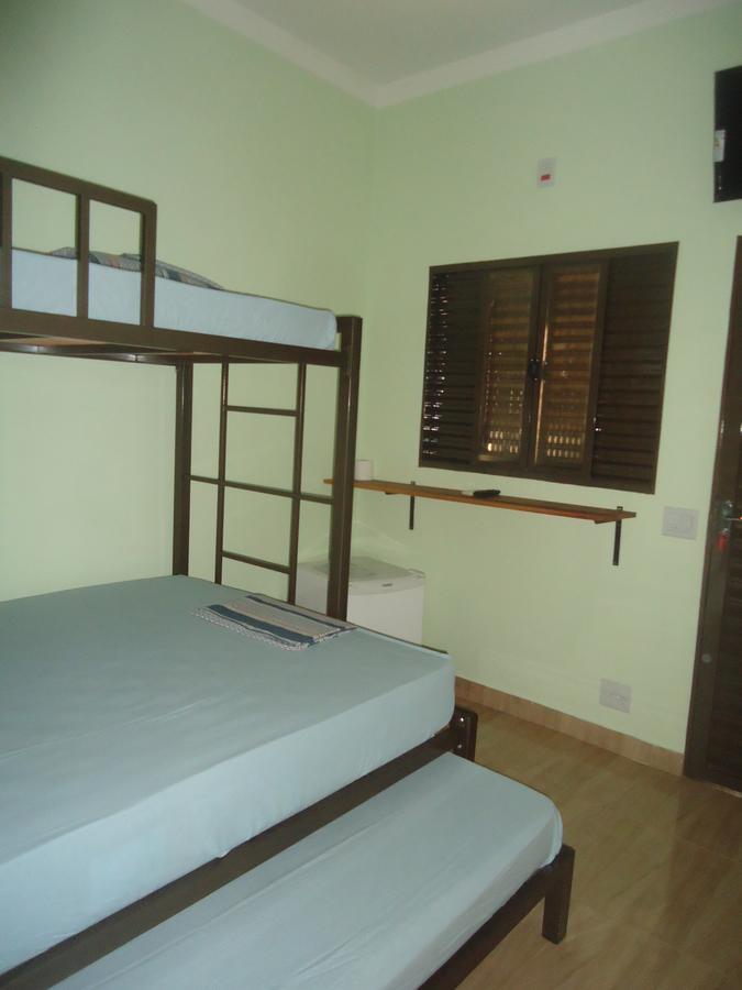 Menina Moca Locanda Olímpia